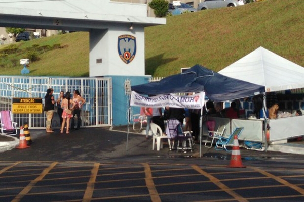 Sem PM, Grande Vitria fica sem nibus pelo 2 dia; escolas fecham