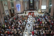 Novena da Desatadora dos Nós reúne milhares de fiéis na Igreja Matriz de Gaspar