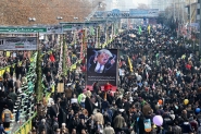 Milhares protestam contra Trump no Ir com cartazes de 'Morte  Amrica'