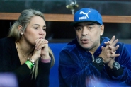 Maradona  investigado por suposta agresso contra companheira em Madri