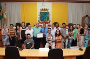 Vereadores de Gaspar entregam homenagens em sessão na Câmara