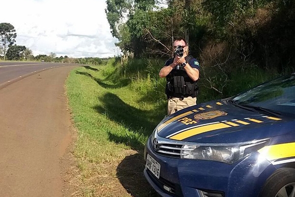 PRF intensifica a fiscaliza��o em rodovias de SC durante o carnaval