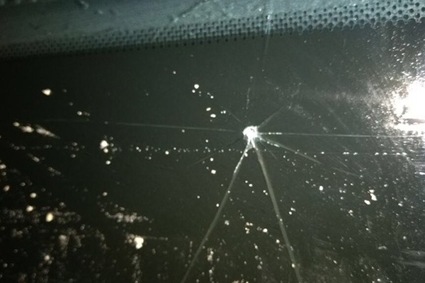 Tr�s s�o presos em praia ap�s confus�o com PM e guarda-vidas