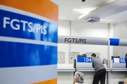 Caixa vai abrir 2 horas antes em três dias para saques do FGTS inativo