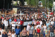 Romaria de Frei Bruno reúne milhares de fiéis em Joaçaba