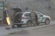 Jovem é preso com droga e dinheiro falso no Centro de Gaspar