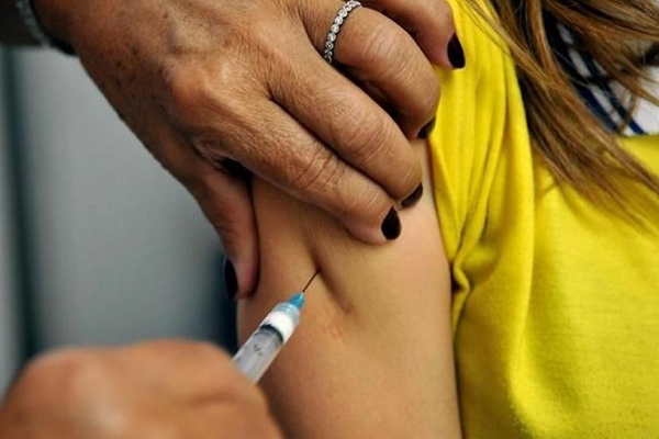 Nmero de casos confirmados de febre amarela passa de 400 no Brasil