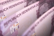 No h como cumprir meta fiscal apenas com corte de gastos, avalia Fazenda