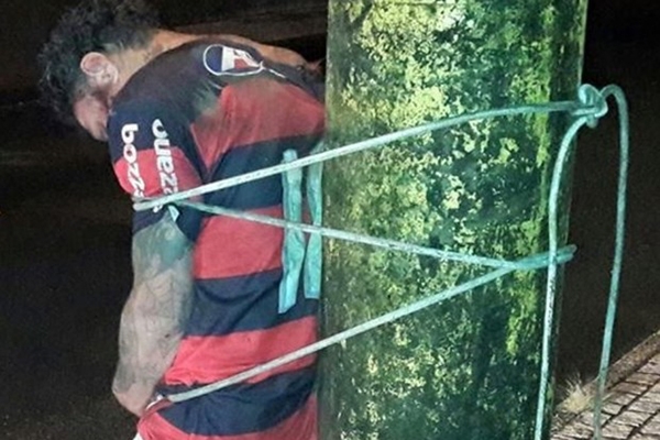 Ap�s tentar furtar casa, suspeito � amarrado a poste e agredido em Joinville 