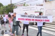 Familiares de detentos protestam em frente a unidades prisionais de SC