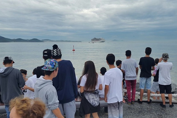 Primeiro transatl�ntico desembarca em Balne�rio Cambori�