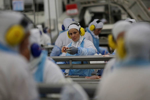 Um ms aps Operao Carne Fraca, JBS e BRF perdem R$ 5 bi em valor de mercado