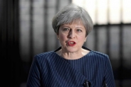 Aps iniciar Brexit, premi britnica Theresa May prope eleies antecipadas para 8 de junho