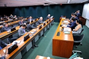 Comisso da Cmara retoma nesta tera votao da reforma da Previdncia