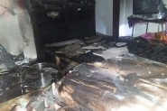 Vela causa incêndio em residência no bairro Margem Esquerda, em Gaspar