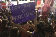 Desigualdade diminui, mas renda de negros ainda  metade da de brancos no Brasil, aponta estudo