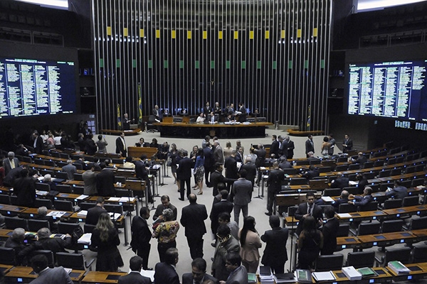 Senado pode concluir nesta semana votao do fim do foro privilegiado