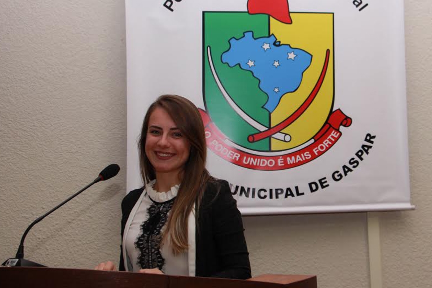 Vereadora solicita linhas telef�nicas para a regi�o da Carolina, no Distrito do Belchior 