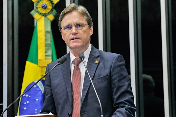 Delator diz que senador D�rio Berger recebeu R$ 1 milh�o para votar em Renan Calheiros