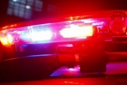 Carro colide contra poste no bairro Bateias, em Gaspar
