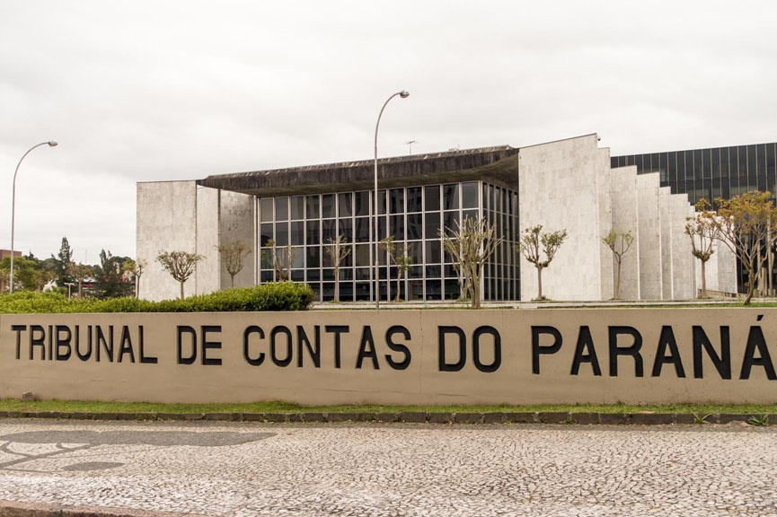 Tribunal de Contas manda prefeita de cidade no Paraná devolver R$62 mil