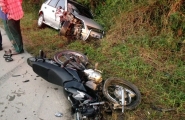 Colis�o frontal entre carro e moto mata jovem de 20 anos em Gaspar