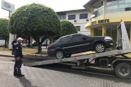 Ditran apreende ve�culo e multa taxista clandestino em Gaspar