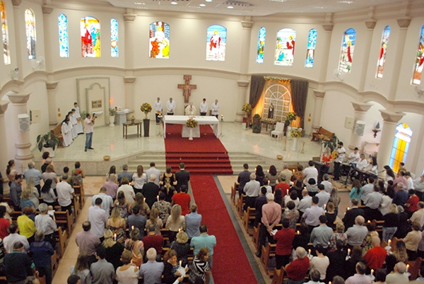 Fim de semana de homenagens � Santa Clara no bairro Po�o Grande