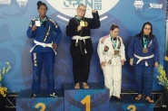 Jovem gasparense conquista medalha de ouro em campeonato de Jiu Jitsu