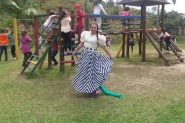 Alunos de Ilhota comemoram o Dia do Folclore