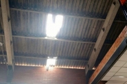 Oper�rio morre ap�s telhado quebrar em Blumenau