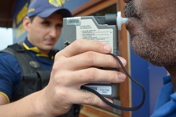 Em SC, um em cada tr�s motoristas admite dirigir ap�s beber, aponta pesquisa