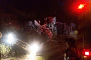 Motorista morre ap�s caminh�o tombar em Ituporanga
