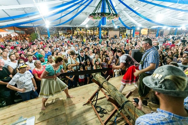 Festa Pomerana começa nesta quarta e reúne música, gastronomia e competições típicas