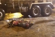 Acidente entre moto e caminh�o deixa homem gravemente ferido em Gaspar