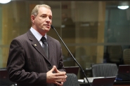Deputado Aldo Schneider assume presidncia da Alesc