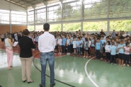 Quadra poliesportiva � reinaugurada na Escola Vit�rio Anacleto Cardoso