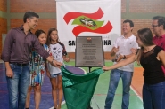 Reforma do gin�sio de esportes da escola Frei Policarpo � entregue