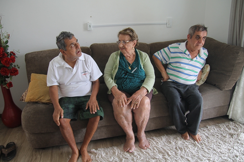 Dona Santa, uma supermãe