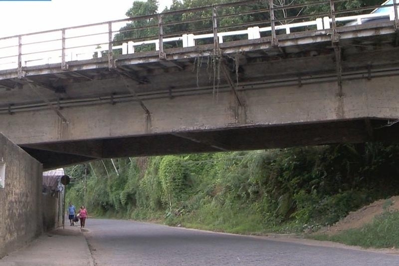 Falta de manutenção compromete estruturas antigas de duas pontes em Blumenau