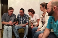 Moradores discutem pavimentação de rua no bairro Belchior Alto