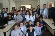 Alunos visitam redação do Jornal Cruzeiro do Vale