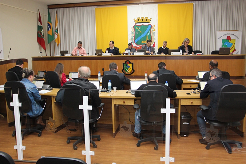 Vereadores questionam mudanas em equipes mdicas do Hospital de Gaspar