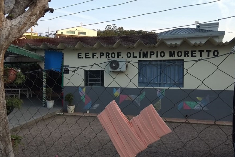 Vereadores querem 6� ano do ensino fundamental na Escola Ol�mpio Moretto, em Gaspar 
