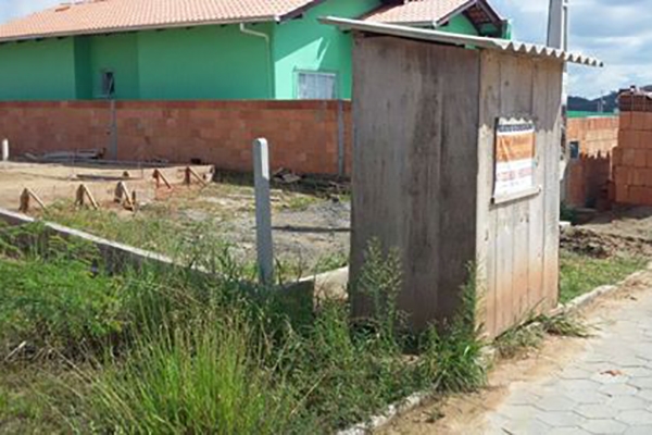 Projeto que regulamenta instalao de barraces e contineres em obras  aprovado na Cmara de Gaspar