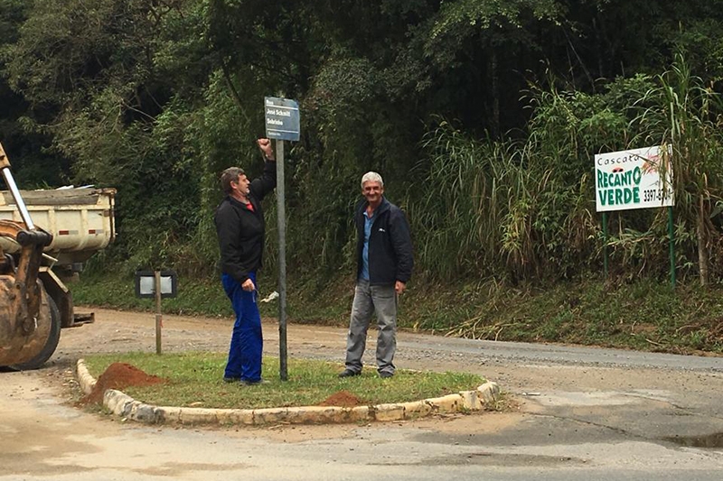 Distrito do Belchior recebe novas placas indicativas