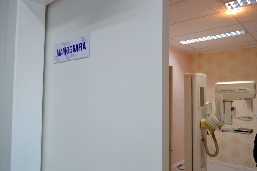 Gaspar come�a a ofertar exames de mamografia