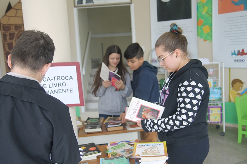 Coreto ganha 'troca-troca permanente de livros'