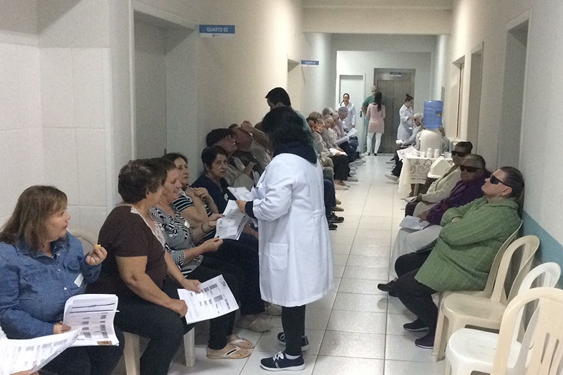 Mutir�o leva 60 pacientes de Gaspar para realizar cirurgia de catarata
