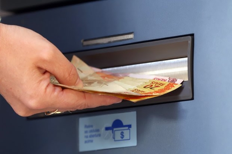 Governo de Santa Catarina paga segunda parcela do 13º salário no dia 17 de dezembro